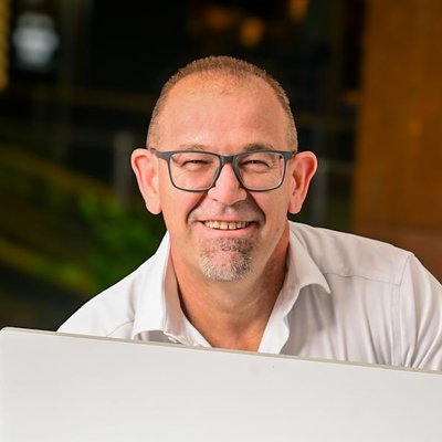 Mario, Immobilienmakler und Gutachter